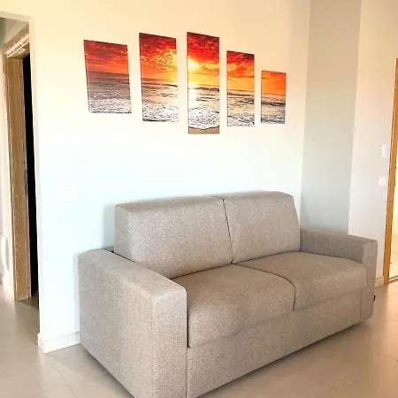 Apartment H41 Attico Moderno Vista Mare In Centro Storico Budoni