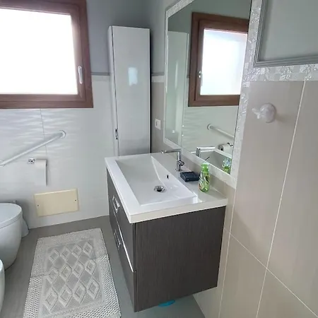 H41 Attico Moderno Vista Mare In Centro Storico Apartment Budoni